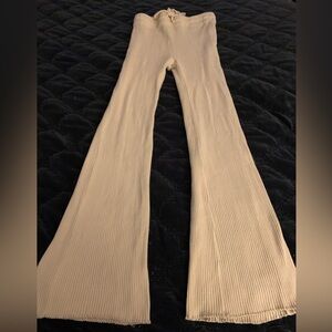 Billabong women’s cream knit ribbed flare lounge pants
